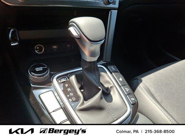Photo of 2026 Gravity Gray Kia Seltos