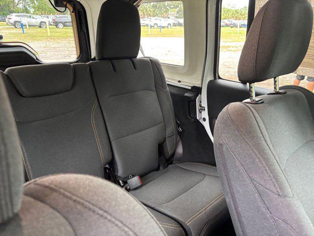 Photo of 2025 Bright White Clearcoat Jeep Wrangler