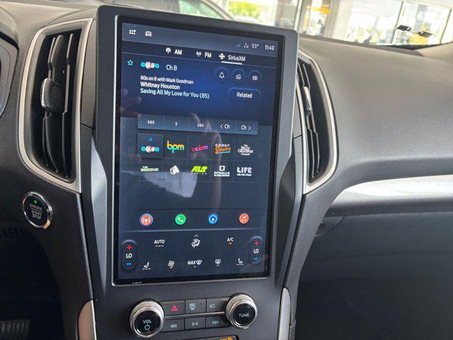 Photo of 2024 Agate Black Metallic Ford Edge