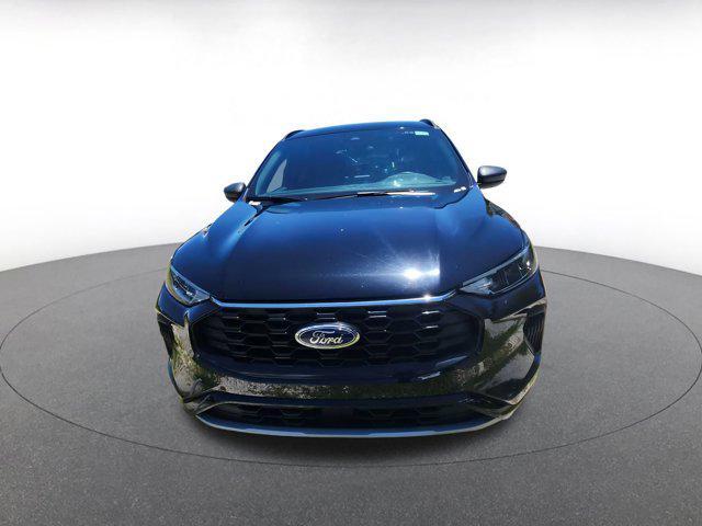 Photo of 2024 Agate Black Metallic Ford Escape