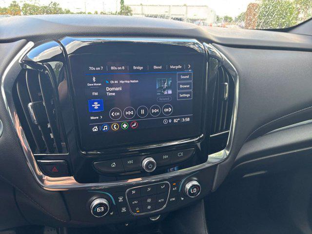 Photo of 2023 Northsky Blue Metallic Chevrolet Traverse