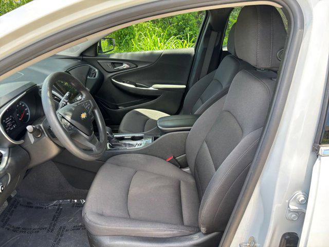 Photo of 2023 Summit White Chevrolet Malibu