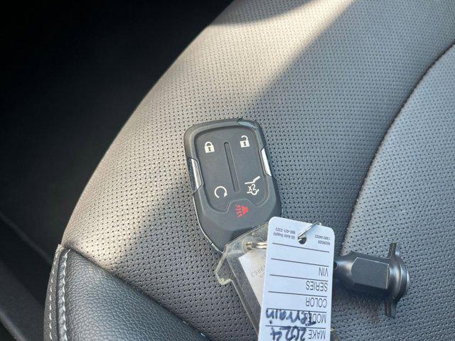 Photo of 2024 Summit White GMC Terrain