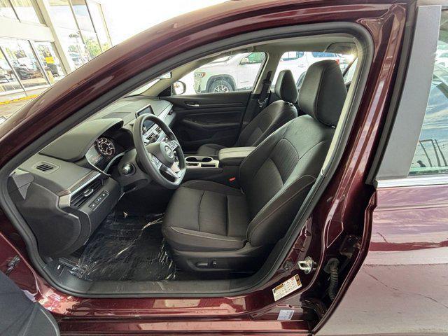 Photo of 2024 Garnet Pearl Metallic Nissan Altima