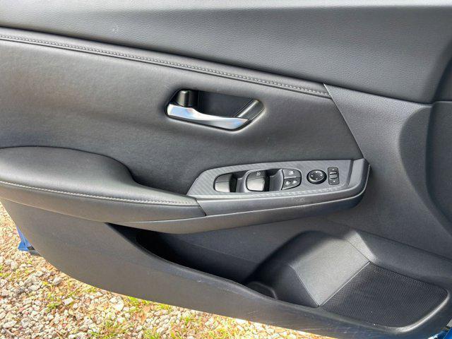 Photo of 2024 Electric Blue Metallic Nissan Sentra
