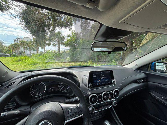 Photo of 2024 Electric Blue Metallic Nissan Sentra