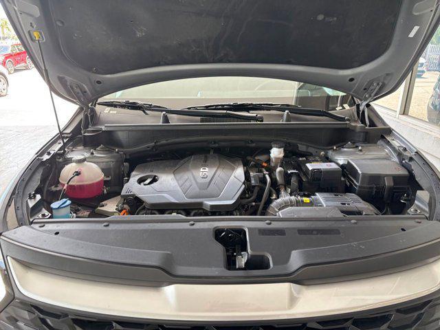 Photo of 2024 Steel Gray Kia Sportage