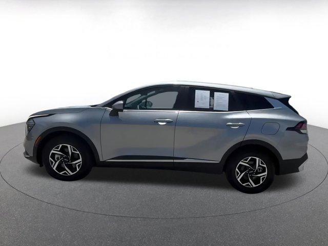Photo of 2024 Steel Gray Kia Sportage