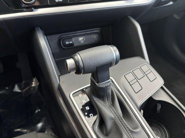Photo of 2024 Steel Gray Kia Sportage