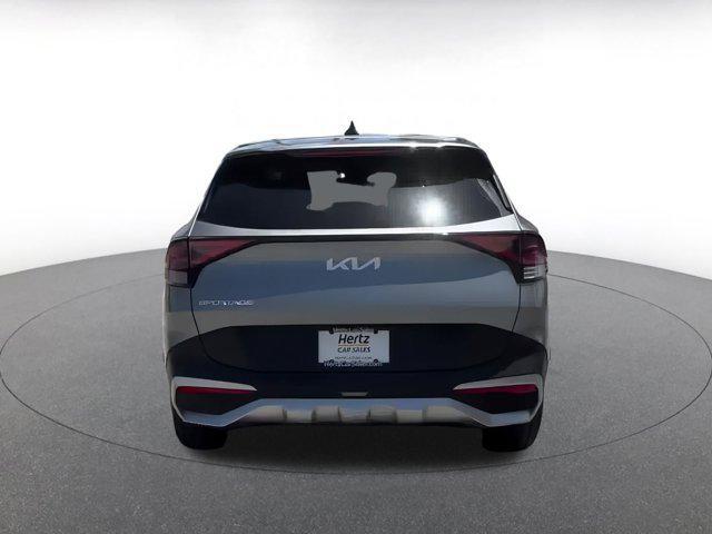 Photo of 2024 Steel Gray Kia Sportage