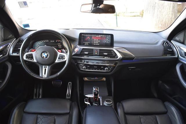Photo of 2021 Alpine White BMW X4 M