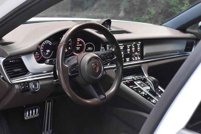 Photo of 2021 White Porsche Panamera