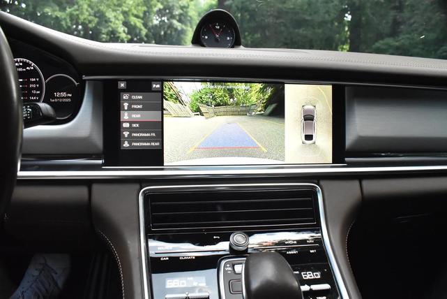 Photo of 2021 White Porsche Panamera