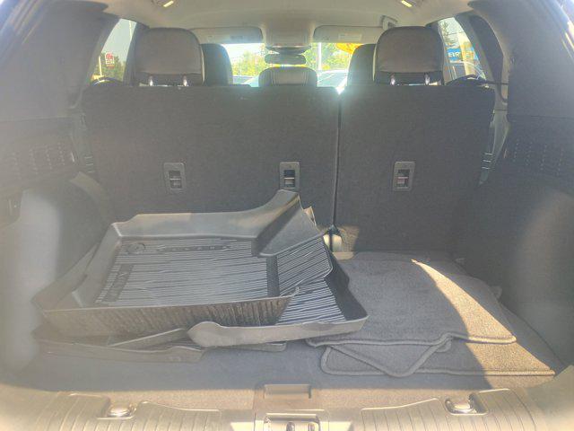 Photo of 2022 Agate Black Metallic Ford Escape