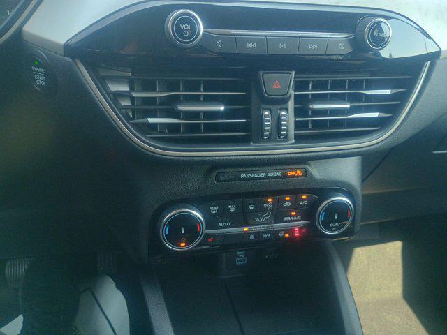 Photo of 2022 Agate Black Metallic Ford Escape