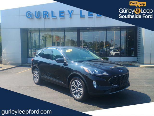Photo of 2022 Agate Black Metallic Ford Escape