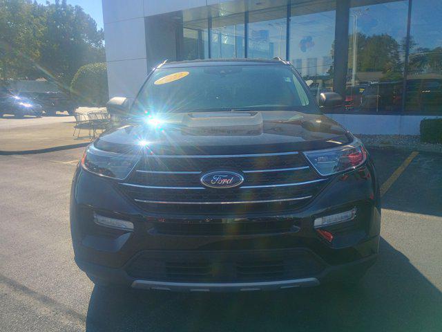 Photo of 2022 Agate Black Metallic Ford Explorer