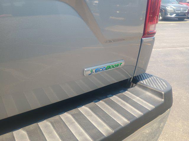 Photo of 2020 Iconic Silver Metallic Ford F-150