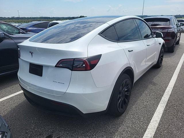 Photo of 2023 Pearl White Multi-Coat Tesla Model Y
