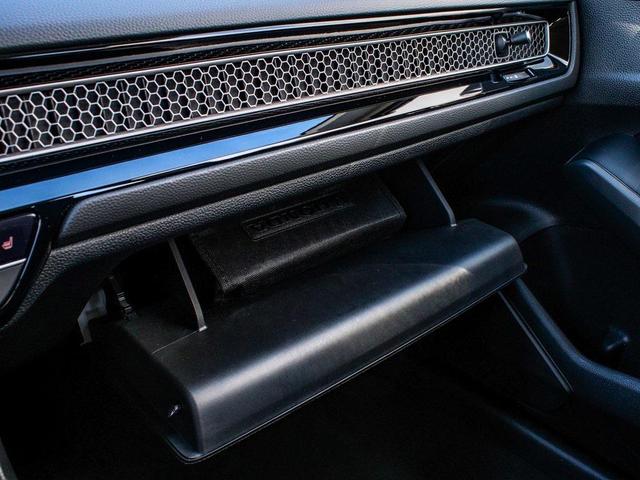 Photo of 2024 Crystal Black Pearl Honda Civic