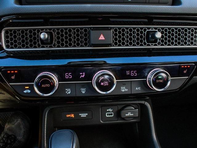 Photo of 2024 Crystal Black Pearl Honda Civic