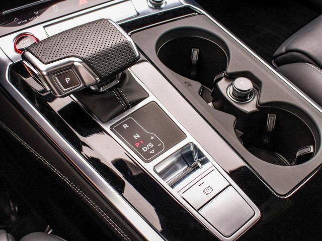 Photo of 2021 Glacier White Audi S6