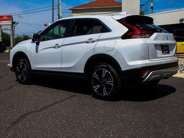 Photo of 2025 White Diamond Mitsubishi Eclipse Cross