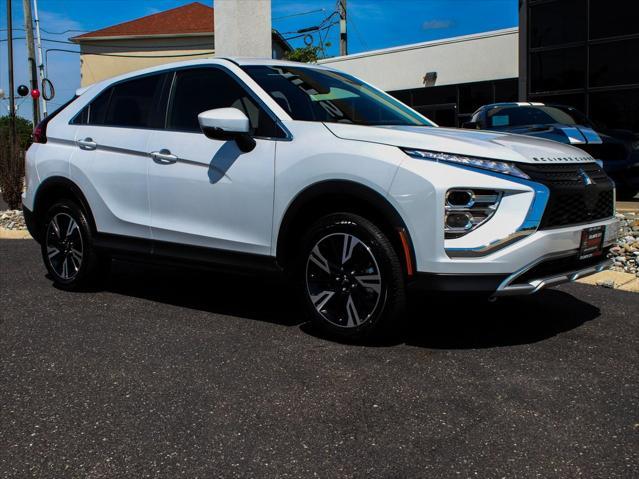 Photo of 2025 White Diamond Mitsubishi Eclipse Cross