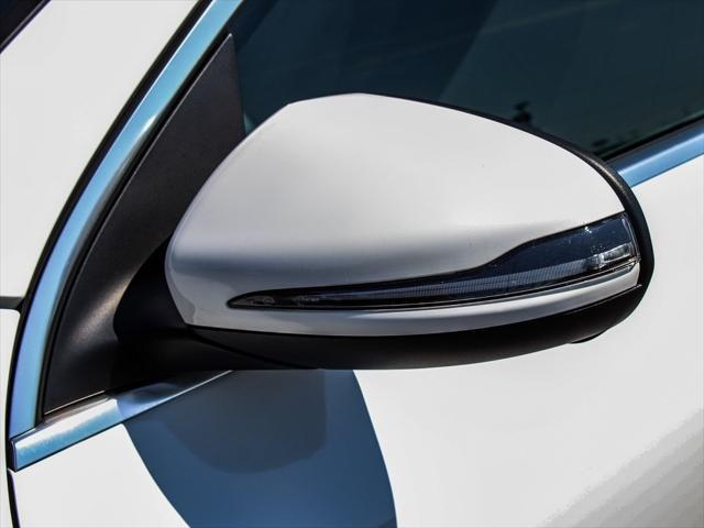 Photo of 2022 Polar White Mercedes-Benz GLA 250