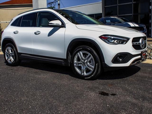 Photo of 2022 Polar White Mercedes-Benz GLA 250