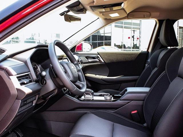 Photo of 2025 Red Diamond Mitsubishi Outlander