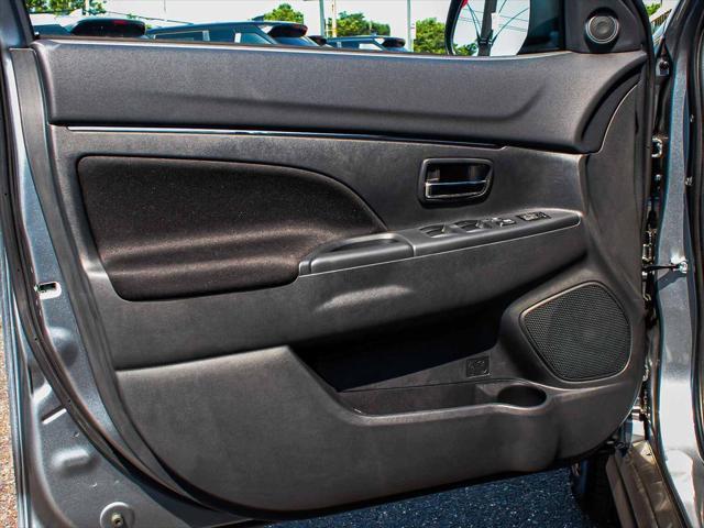 Photo of 2025 Mercury Gray Metallic Mitsubishi Outlander Sport