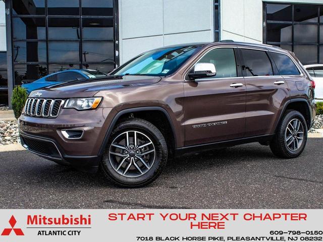 Photo of 2021 Walnut Brown Metallic Clearcoat Jeep Grand Cherokee