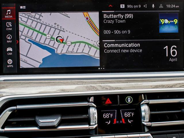 Photo of 2022 Alpine White BMW X7