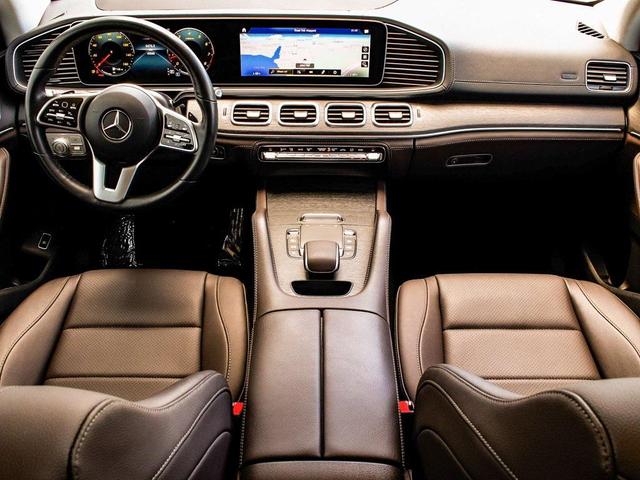 Photo of 2023 White Mercedes-Benz GLE 350