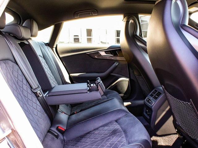 Photo of 2022 Daytona Gray Pearl Audi S5