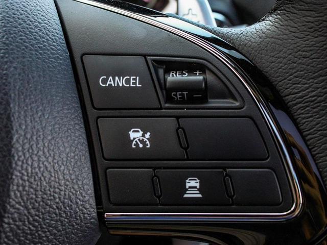 Photo of 2025 Labrador Black Pearl Mitsubishi Eclipse Cross