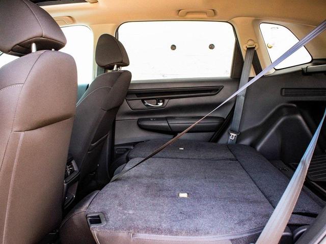 Photo of 2024 Urban Gray Pearl Honda CR-V