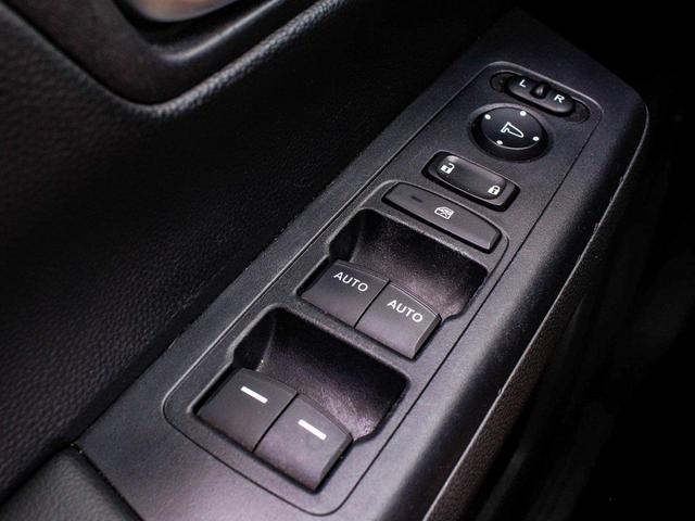 Photo of 2024 Urban Gray Pearl Honda CR-V