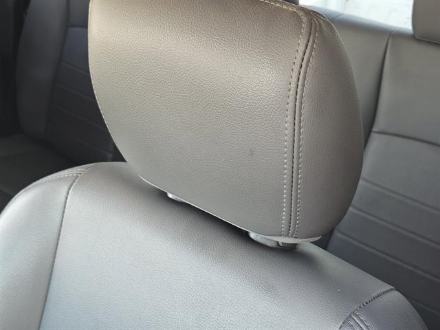 Photo of 2018 Bright White Clearcoat RAM 1500