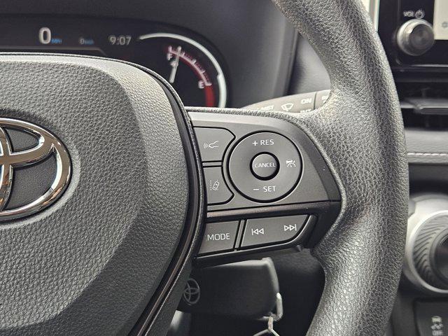 Photo of 2025 SILV SKY MET Toyota RAV4