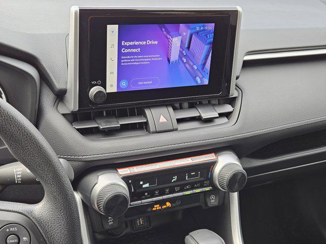 Photo of 2025 SILV SKY MET Toyota RAV4