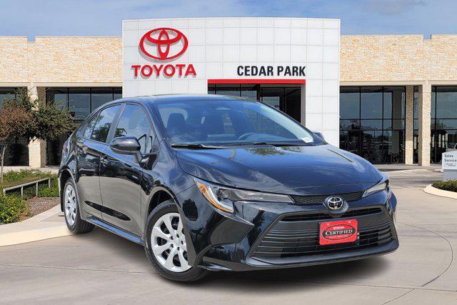 Photo of 2025 Midnight Black Metallic Toyota Corolla