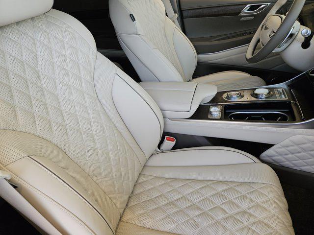 Photo of 2023 Adriatic Blue Metallic Genesis GV80