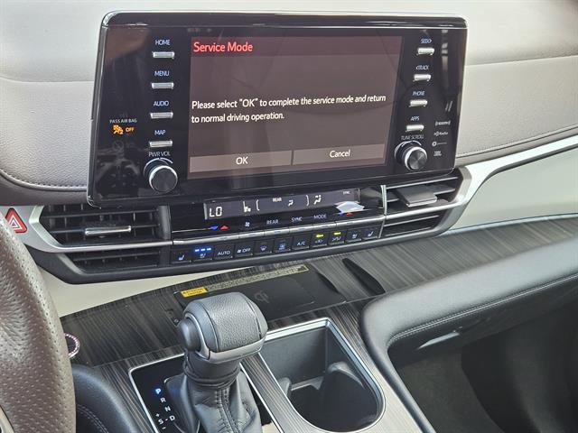 Photo of 2022 Ruby Flare Pearl Toyota Sienna