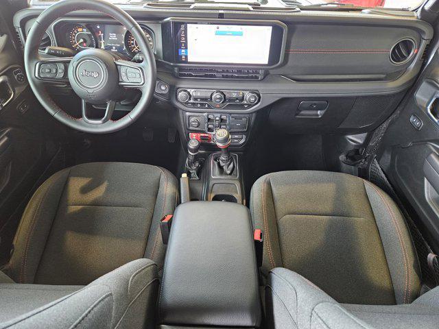 Photo of 2024 Granite Crystal Metallic Clearcoat Jeep Wrangler