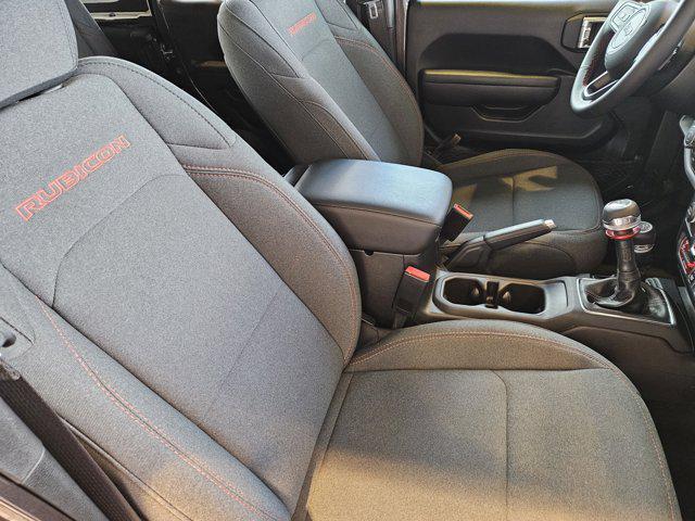 Photo of 2024 Granite Crystal Metallic Clearcoat Jeep Wrangler