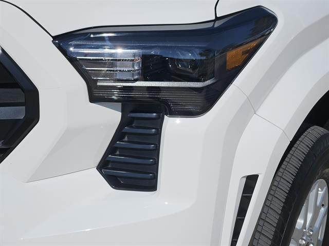 Photo of 2025 Ice Cap Toyota Tacoma