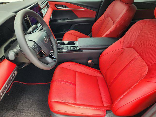 Photo of 2025 Wind Chill Pearl Toyota Camry