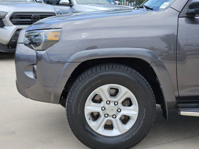 Photo of 2017 Magnetic Gray Metallic Toyota 4Runner